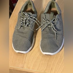 Toms Sneakers